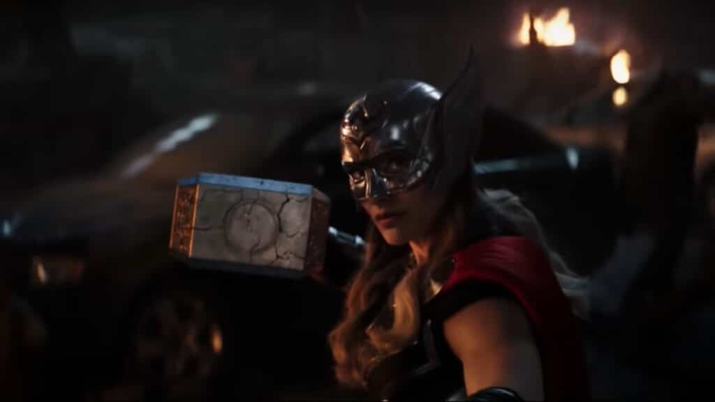 Natalie Portman como Thor