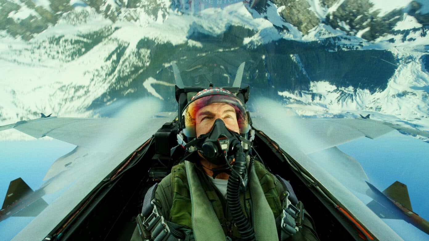 Top Gun Maverick lidera bilheteria nacional e acumula R 25,4 milhões