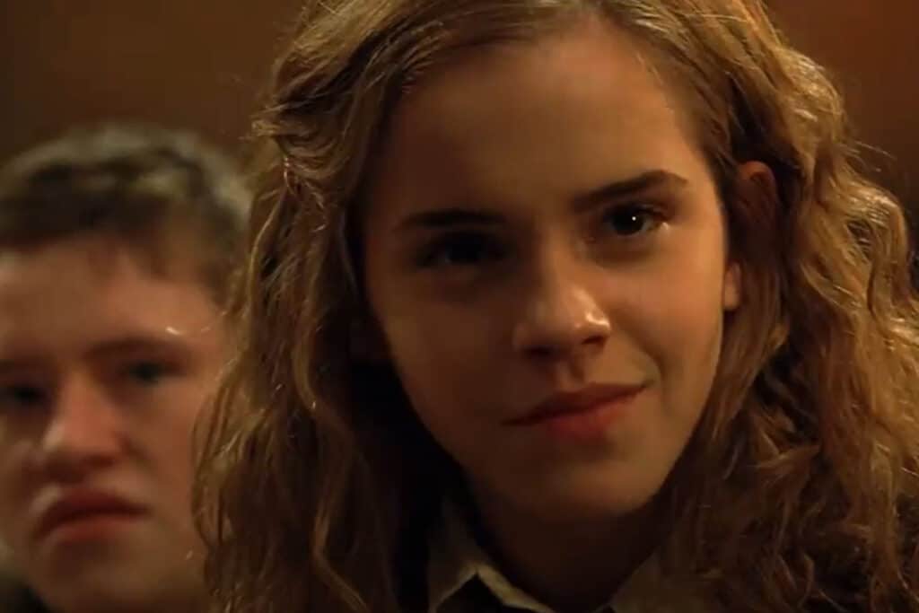 Hermione - Reprodução Trailer Oficial
