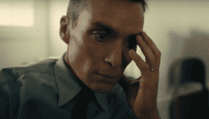 Cillian Murphy como J. Robert Oppenheimer