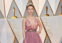 Atriz Scarlett Johansson no 89th Annual Academy Awards realizada no Hollywood and Highland Center - Divulgação