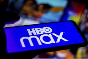 HBO Max na tela de um celular