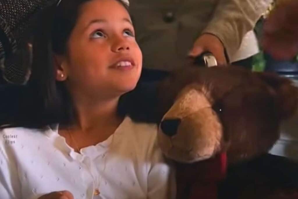 Jenna Ortega com 10 anos em homem de ferro 3