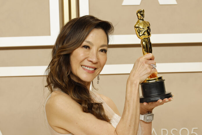 Michelle Yeoh no Oscar 2023