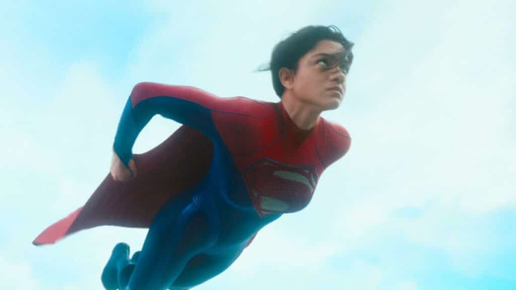 Sasha Calle como Supergirl em cena do trailer de The Flash (2023).