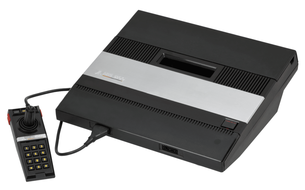 Atari 5200 - Versão revisada com apenas 2 portas e sem adaptador RF
