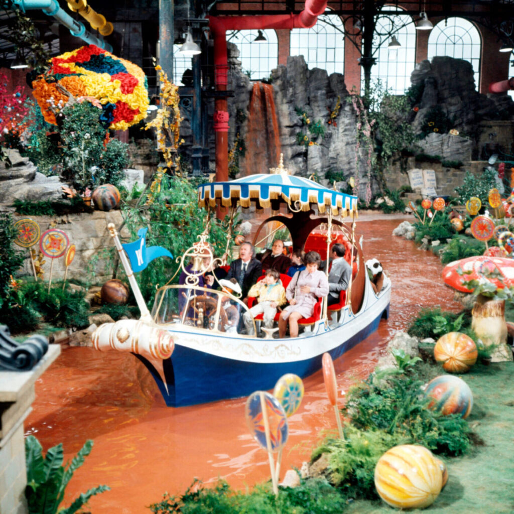 O rio de chocolate em A Fantástica Fábrica de Chocolate (1971).