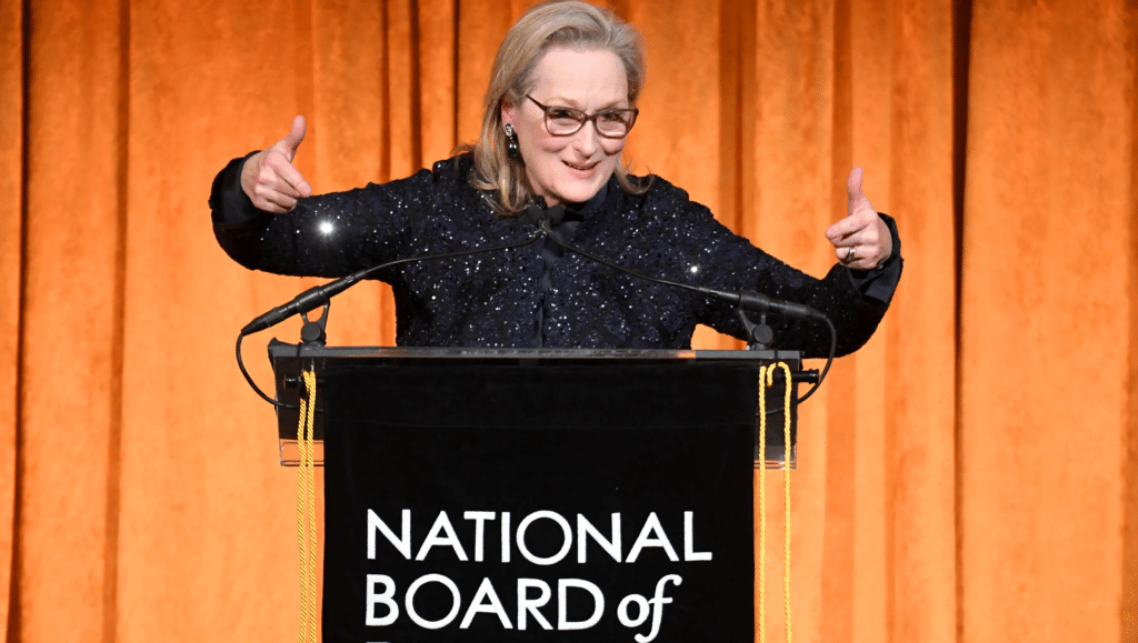 Meryl Streep discursa durante a entrega do National Board of Review em 2018. Créditos: Dimitrios Kambouris/Getty Images.