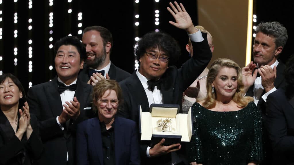 Parasita recebe o National Society of Film Critics Awards em 2020.