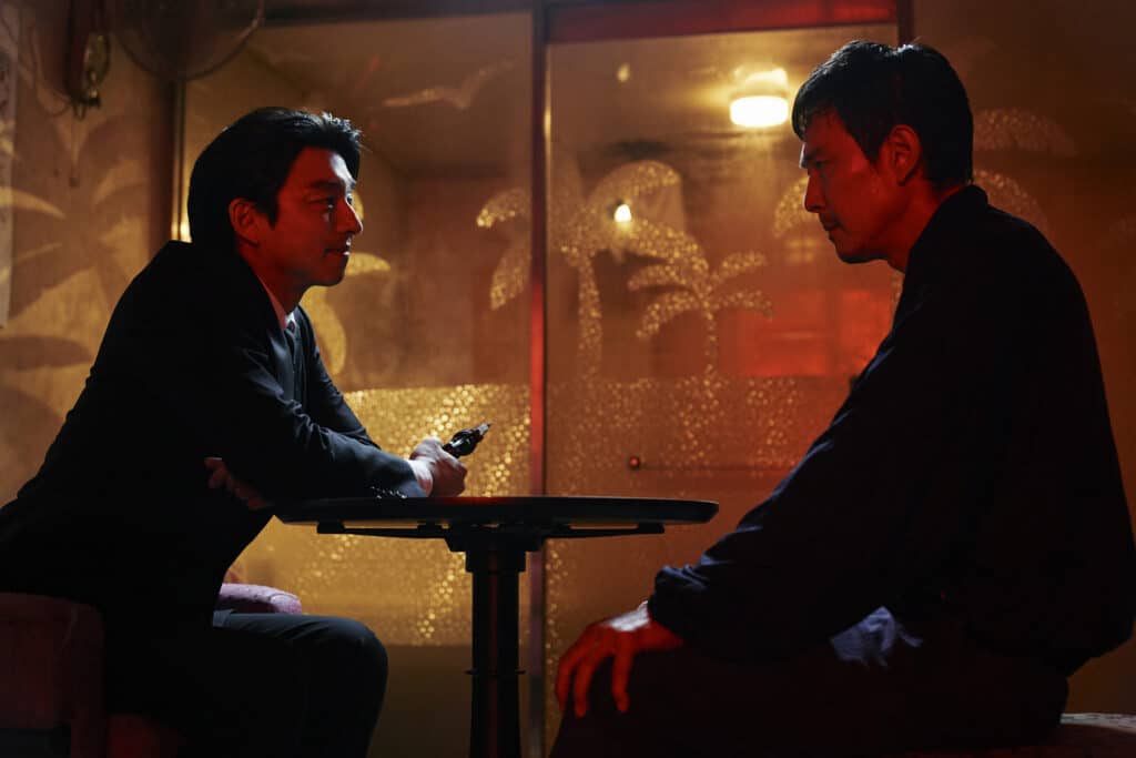 Gong Yoo como Recrutador e Lee Jung-jae como Gi-hun na 2ª Temporada de Round 6