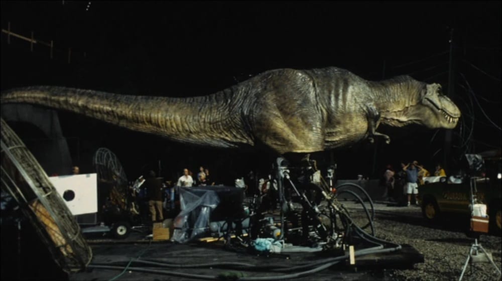 Efeitos Especiais em Jurassic Park - T-REX Animatronico - Imagem Jhayk' Sulliy - jurassicpark.fandom