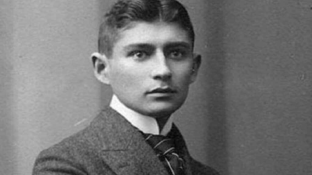 Imagem de Franz Kafka, o escritor foi um dos que mais utilizou a figura do anti-herói no início do século XX.