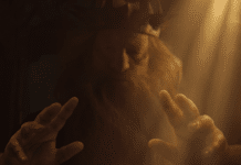 Peter Mullan como Durin III em pôster de O Senhor dos Anéis: Os Anéis de Poder