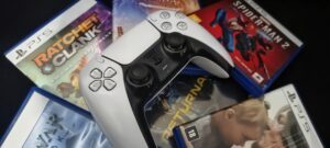 Jogadores do PlayStation organizam greve contra fim da mídia física