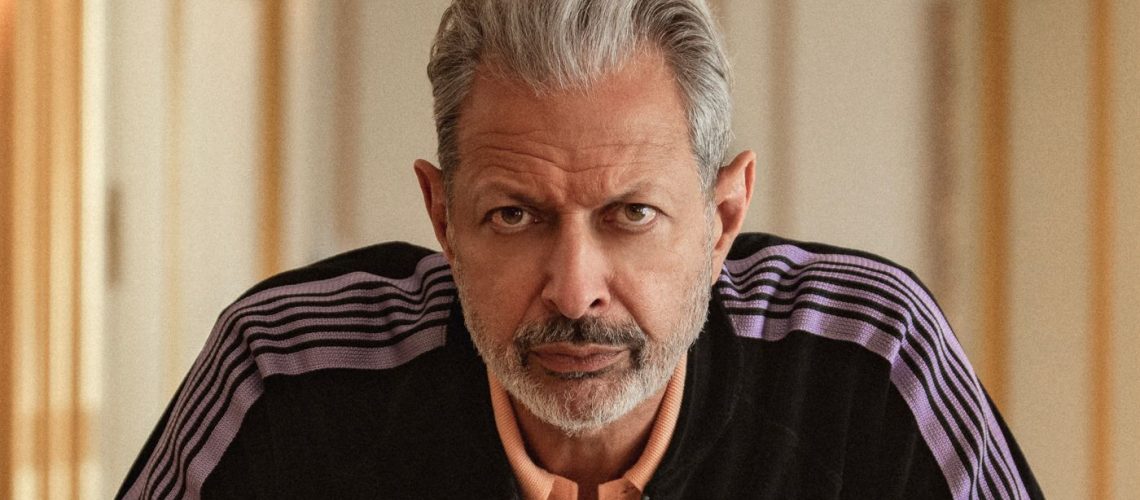 Jeff Goldblum como Zeus em KAOS